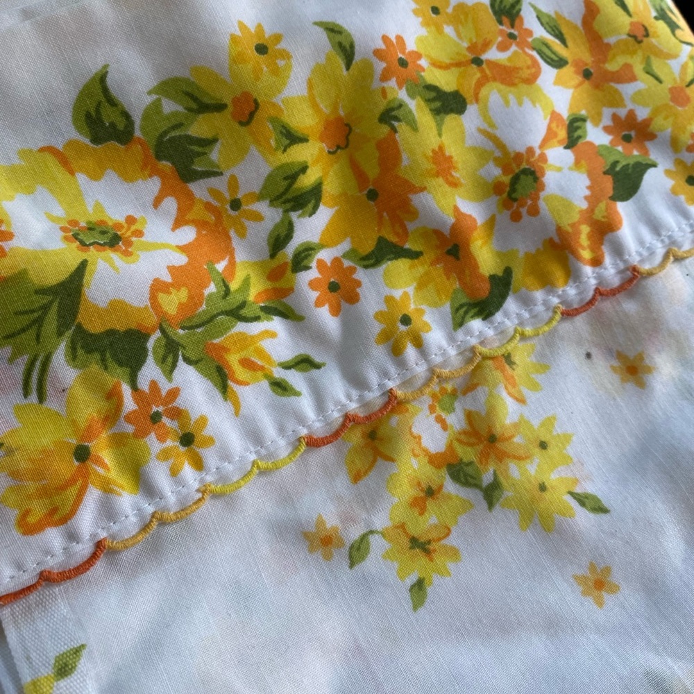 Twin vintage cotton floral sheets 3 piece